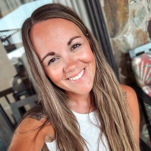 Meet your Posher, Nikki